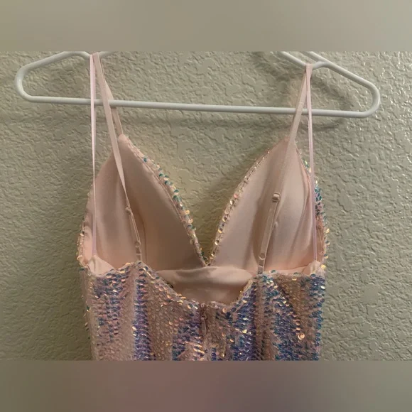 Sequin blush mini dress - Picture 4 of 5